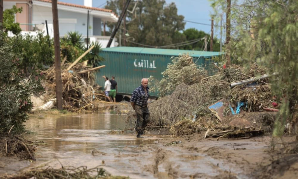 Εύβοια: Οι ελληνικές τράπεζες συμπαρίστανται στους πλημμυροπαθείς